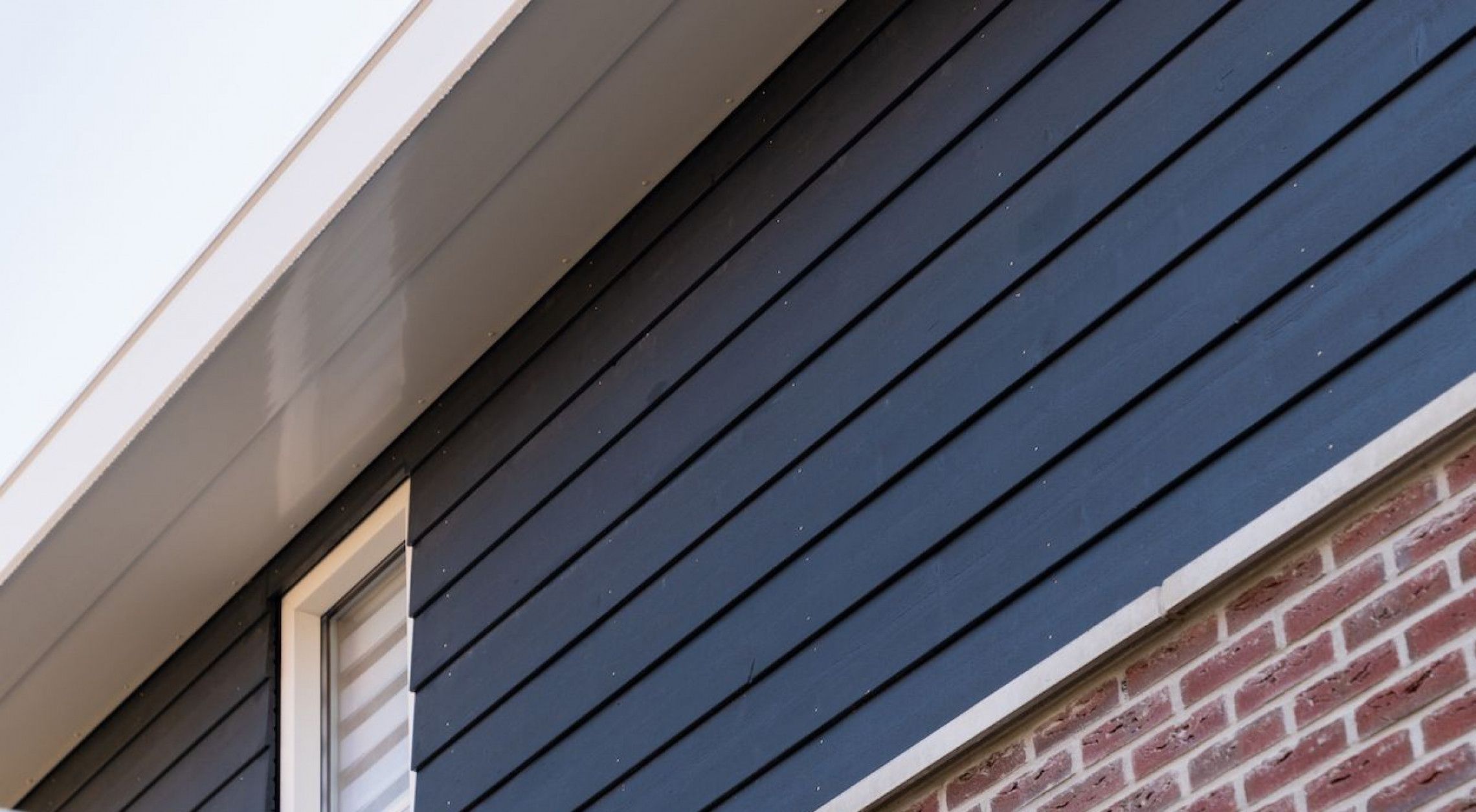 DumoWood - zweedsrabat in antraciet