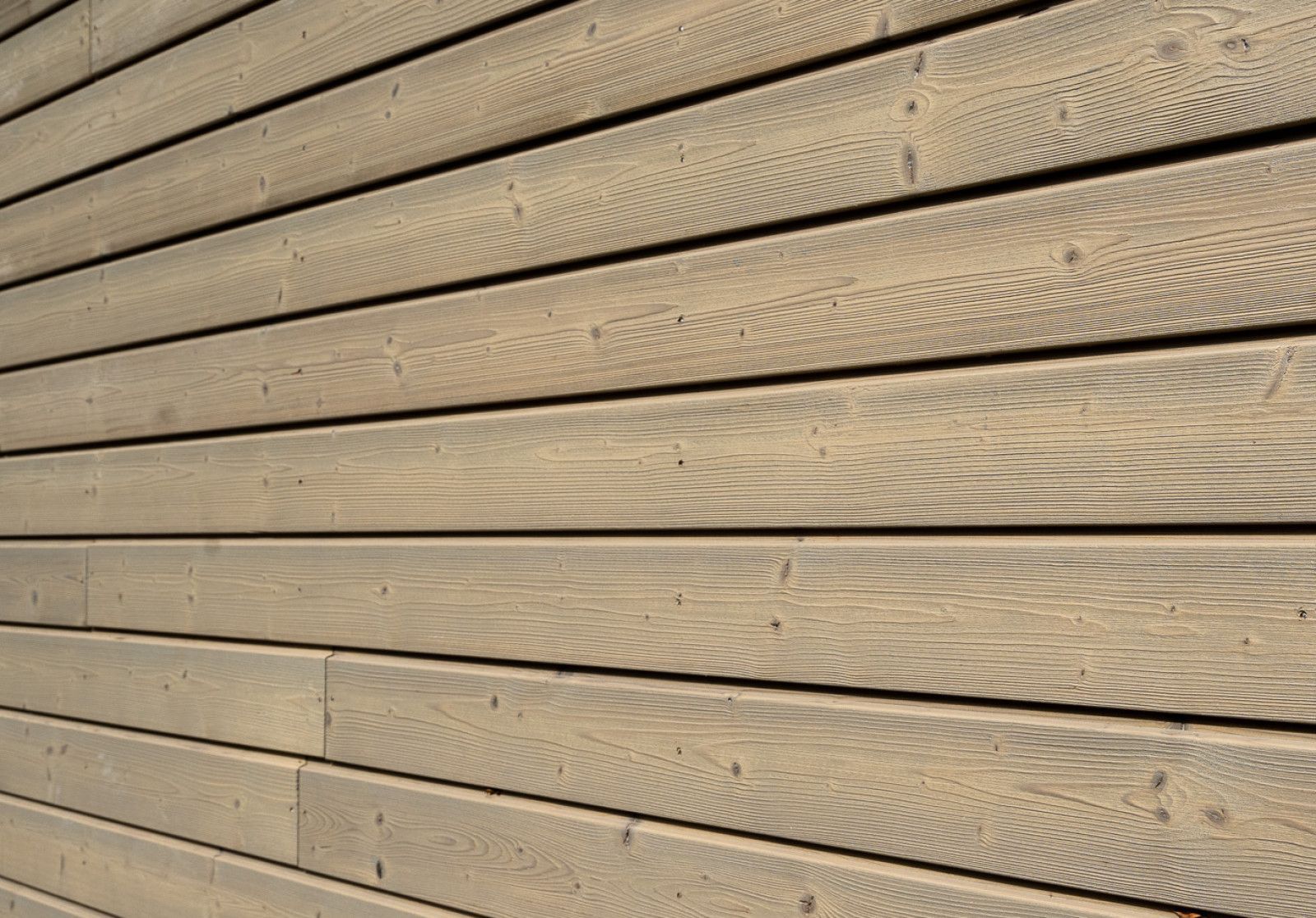 Houten gevelbekleding - DumoWood channel siding
