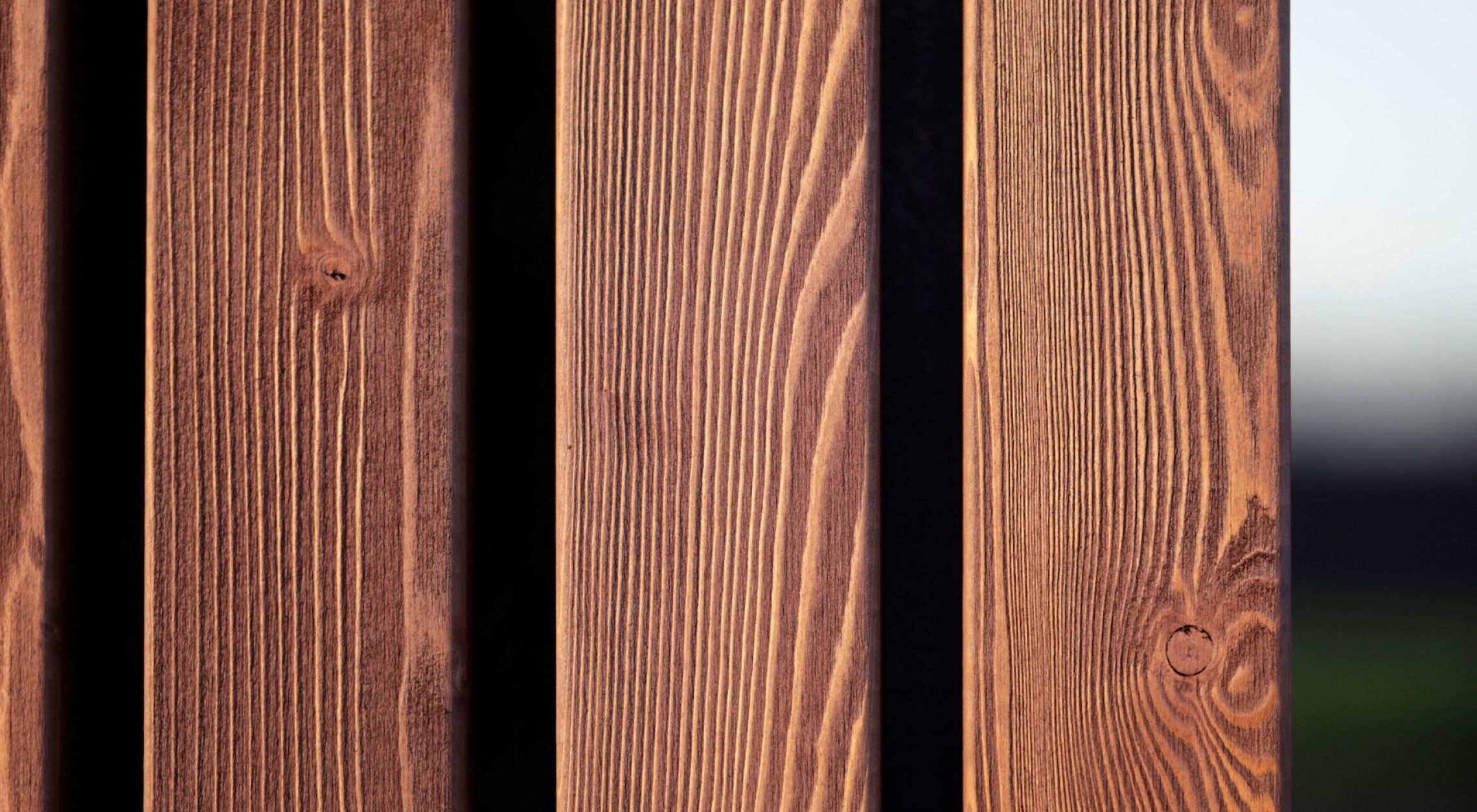 Verticale houten gevelbekleding