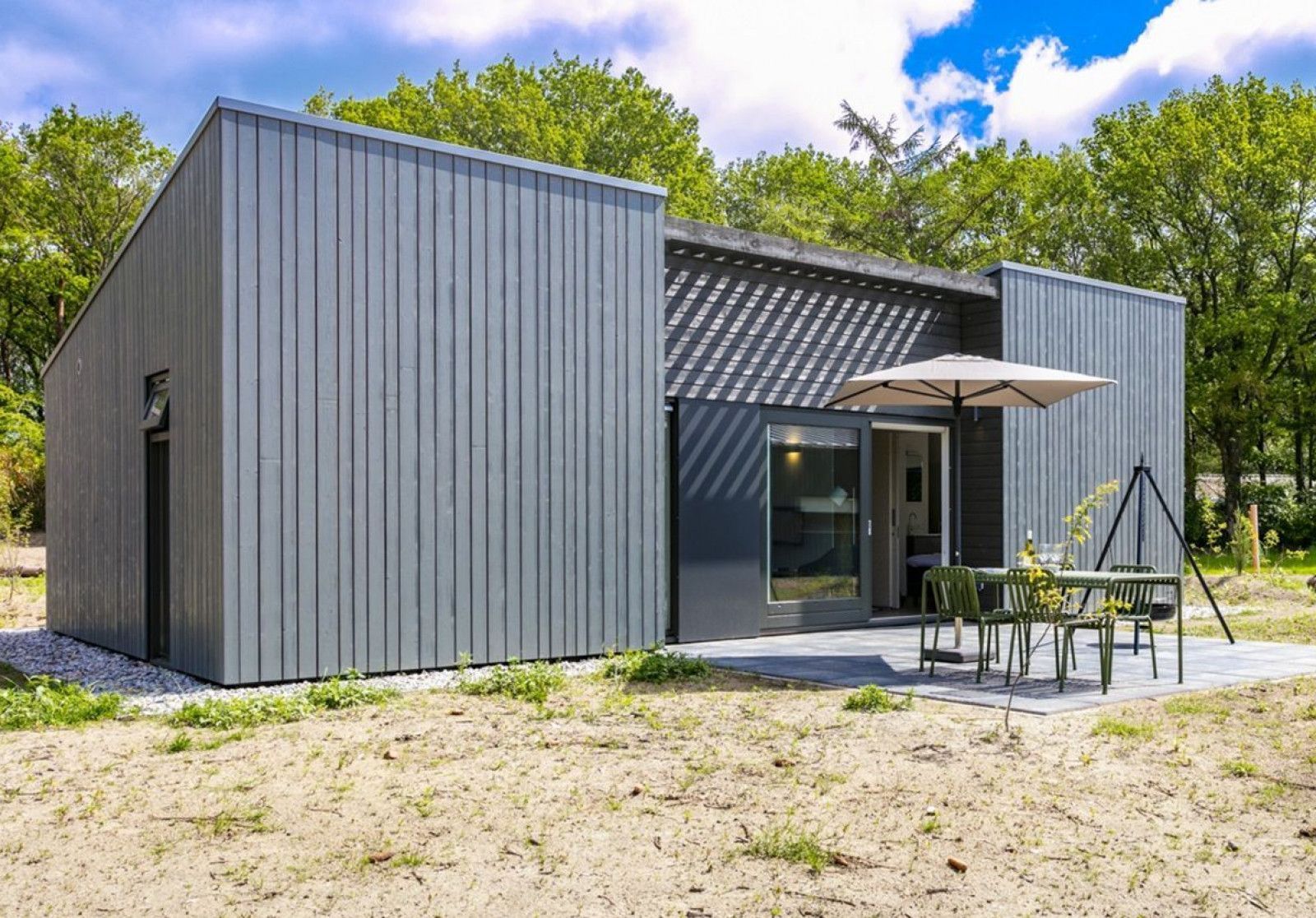 Alt: Lodge Zeegser Duinen - na