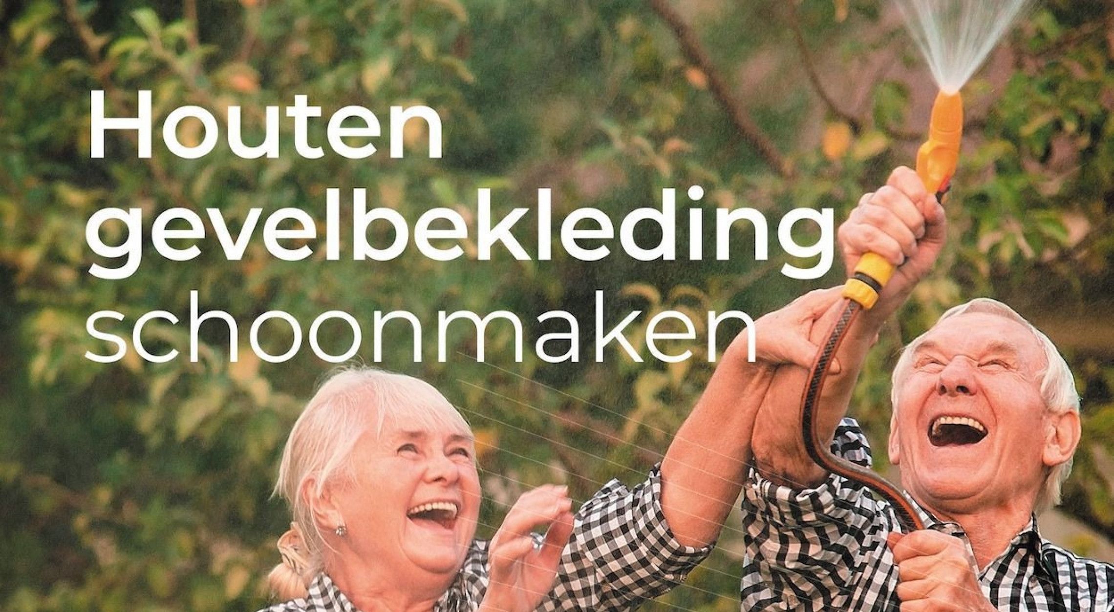 Houten gevel schoonmaken