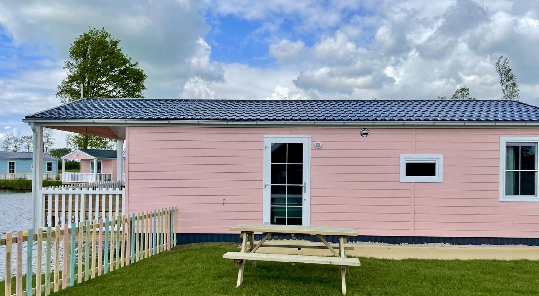 Kleurrijke chalets - Molenwaard