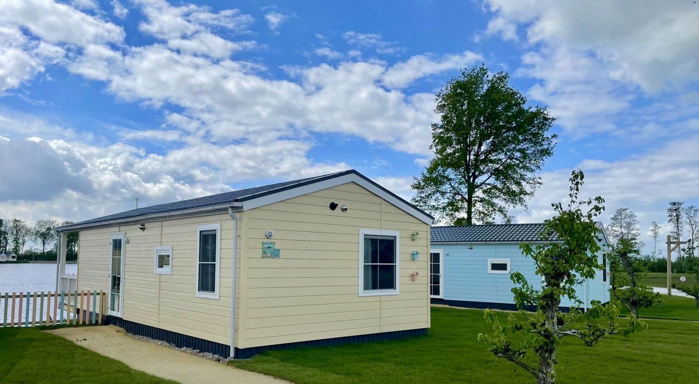 Kleurrijke chalets - Molenwaard