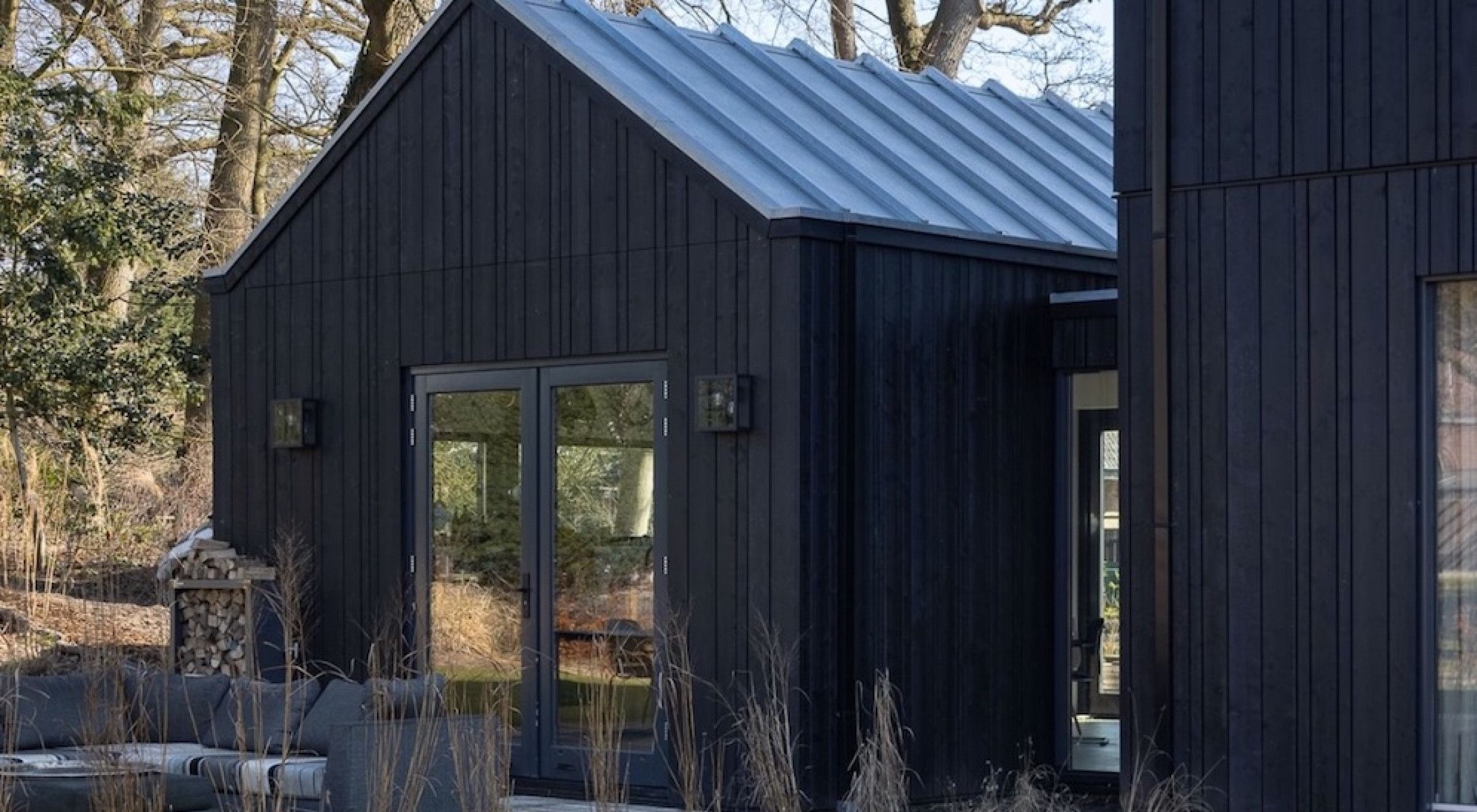 Zwarte houten gevelbekleding - DumoWood