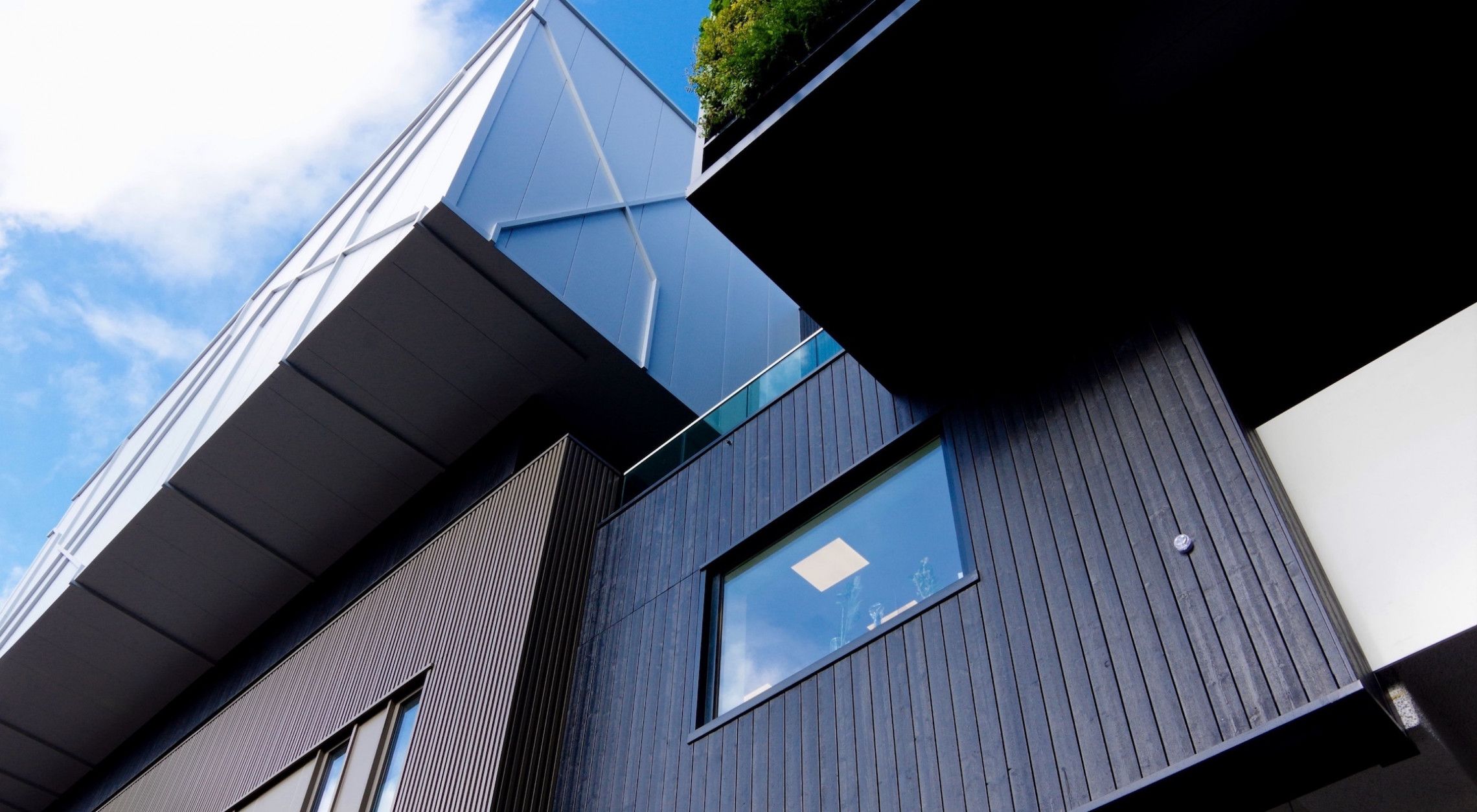 Houten gevelbekleding - VäriWood