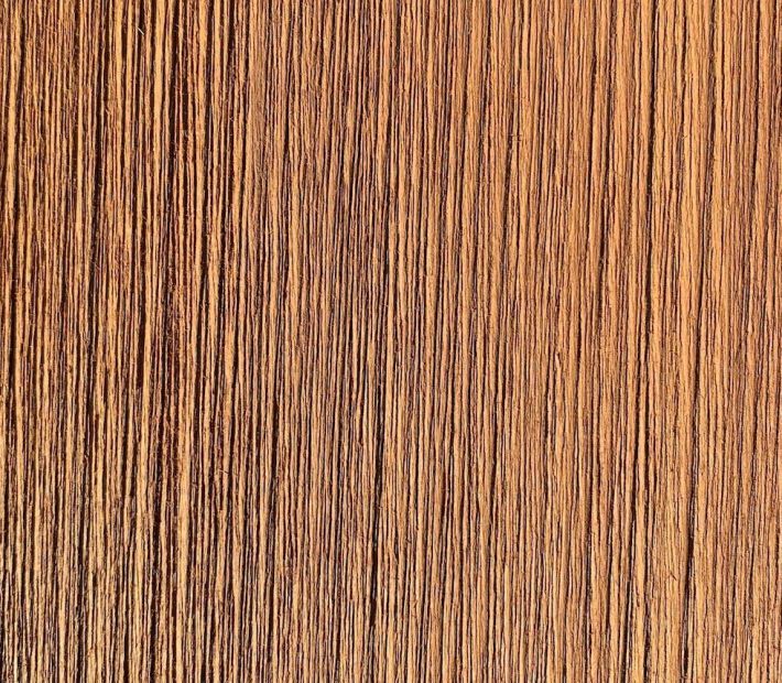 Kleur: Essence Brown